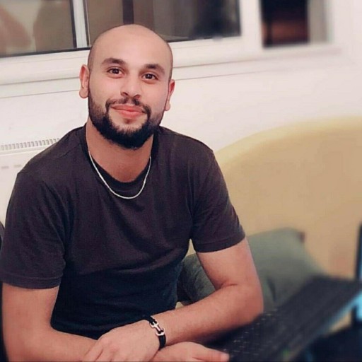 momoNeo gravatar